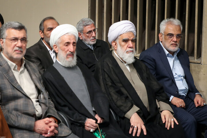 دیدار مسئولان نظام و سفرای کشورهای اسلامی با رهبر انقلاب