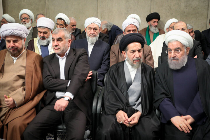 دیدار مسئولان نظام و سفرای کشورهای اسلامی با رهبر انقلاب