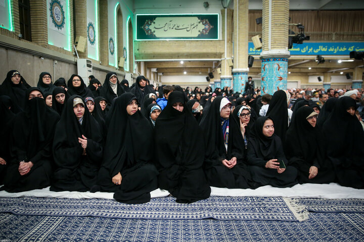 دیدار مسئولان نظام و سفرای کشورهای اسلامی با رهبر انقلاب