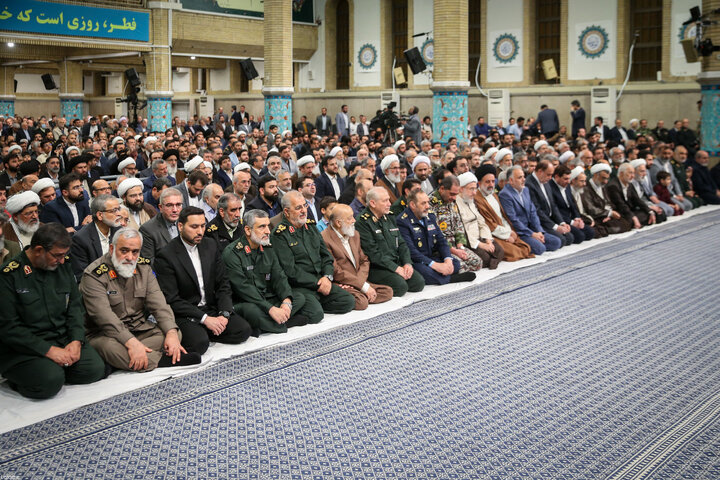 دیدار مسئولان نظام و سفرای کشورهای اسلامی با رهبر انقلاب