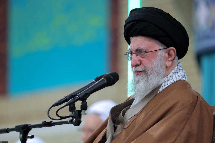 دیدار مسئولان نظام و سفرای کشورهای اسلامی با رهبر انقلاب