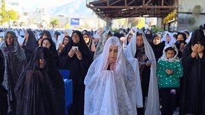 تجلی حضور و بندگی در نماز عید فطر یاسوج