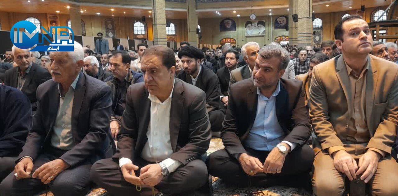 حضور پرشور مردم ایلام در نماز عید سعید فطر+ تصاویر