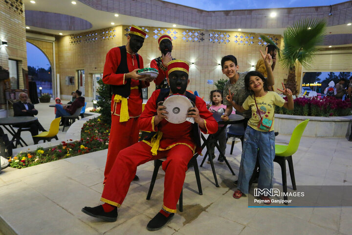 مجموعه باغ فدک در یازدهمین روز از تعطیلات نوروزی