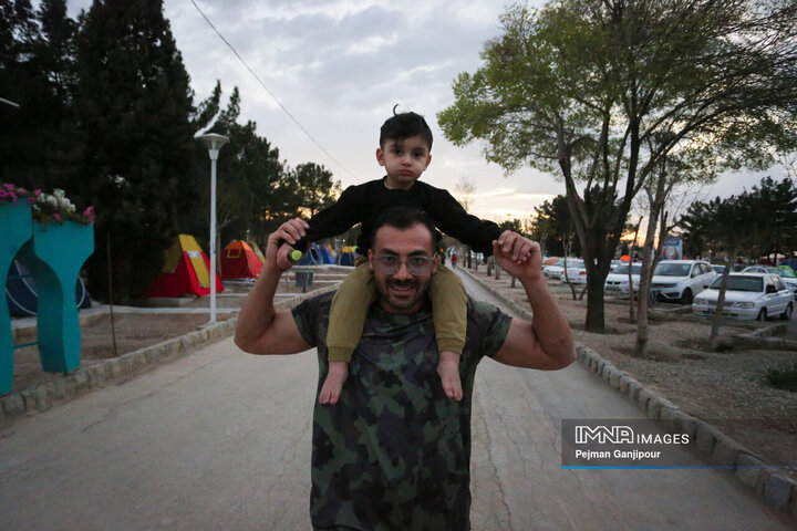 مجموعه باغ فدک در یازدهمین روز از تعطیلات نوروزی