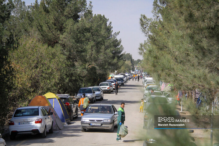 باغ فدک در دوازهمین روز بهار