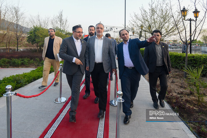 جشن ملی تکریم پرچم