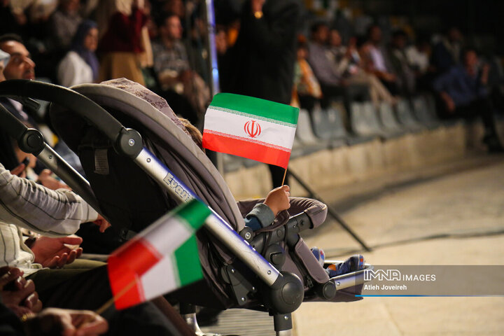 آیین اهتزاز پرچم مقدس جمهوری اسلامی ایران