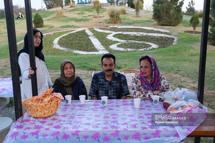 باغ فدک در دوازهمین روز بهار