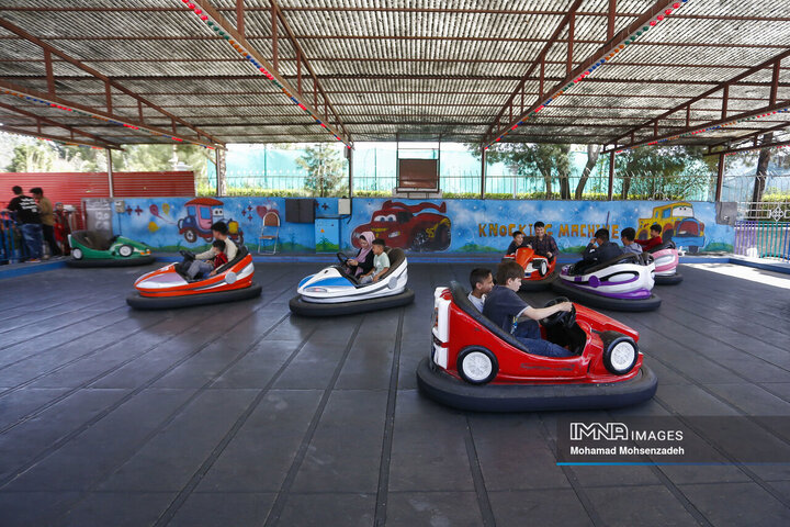 روز طبیعت در بوستان‌های قم