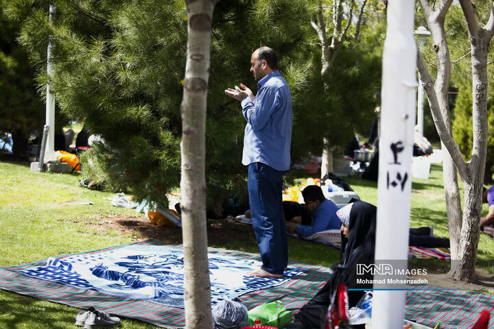 روز طبیعت در بوستان‌های قم
