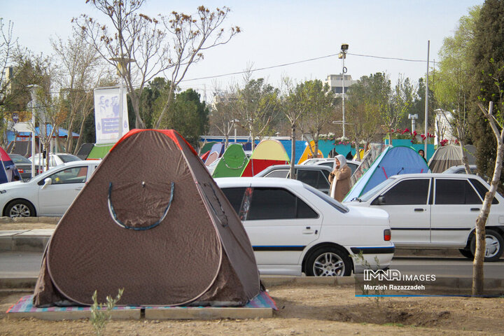 آخرین روز تعطیلات نوروزی در باغ فدک