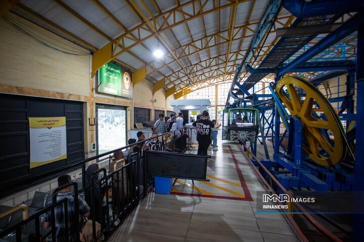 تعطیلات نوروزی در شهر رویاها و کوه صفه