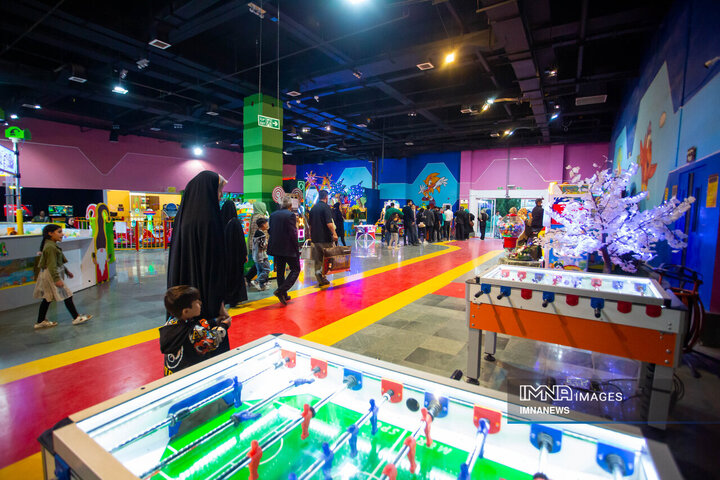 تعطیلات نوروزی در شهر رویاها و کوه صفه