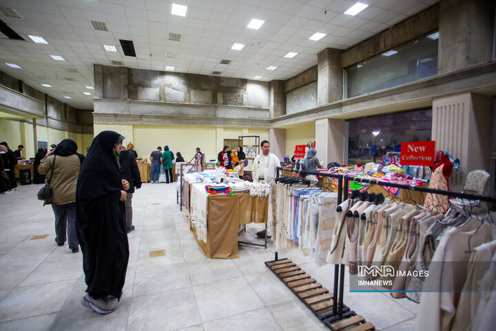 تعطیلات نوروزی در شهر رویاها و کوه صفه