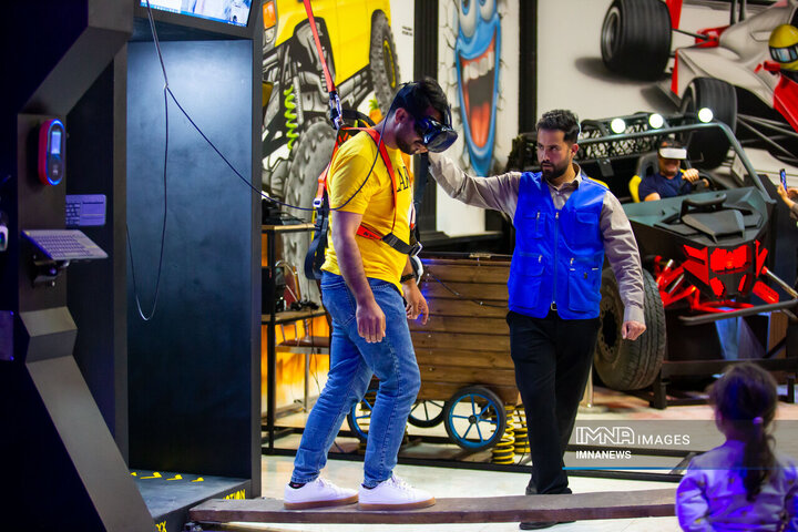 تعطیلات نوروزی در شهر رویاها و کوه صفه