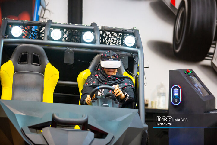 تعطیلات نوروزی در شهر رویاها و کوه صفه