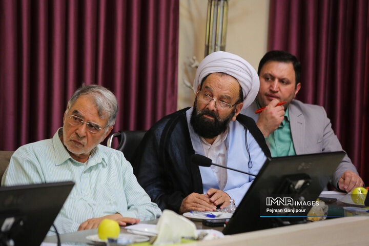 جلسه هم گرایی و هم افزایی پیرامون موضوع آب