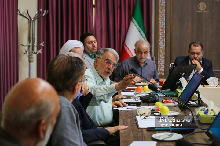 جلسه هم گرایی و هم افزایی پیرامون موضوع آب