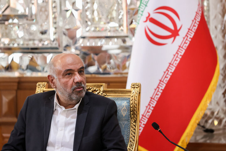 در برابر بی عدالتی و تجاوز به کشور ایران سکوت نکنید