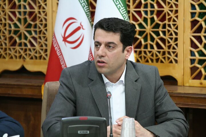 اعطای نشان کارآمدی آموزشی به دبیران برتر اصفهانی