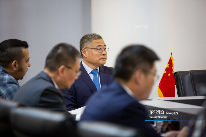 دیدار هیئت‌های شهرداری هانگژو و اصفهان