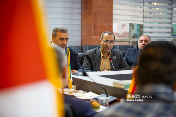 دیدار هیئت‌های شهرداری هانگژو و اصفهان