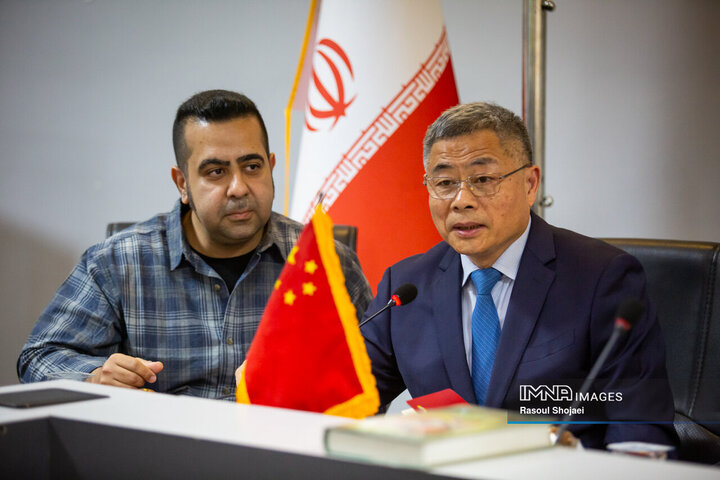 دیدار هیئت‌های شهرداری هانگژو و اصفهان