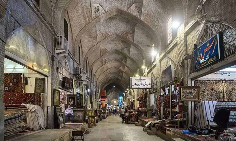 بازار وکیل شیراز، حافظ صنایعِ فراموش شده