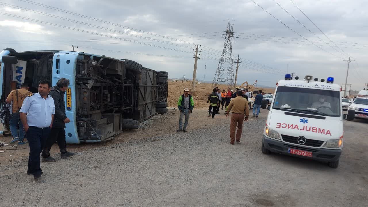 آخرین جزئیات واژگونی اتوبوس کارکنان یک شرکت در محدوده پل سلیمان + عکس