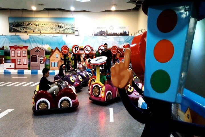 تکمیل شهربازی معارفی قم در سال ۱۴۰۴/ عملیات اجرایی تونل امام موسی‌صدر آغاز می‌شود