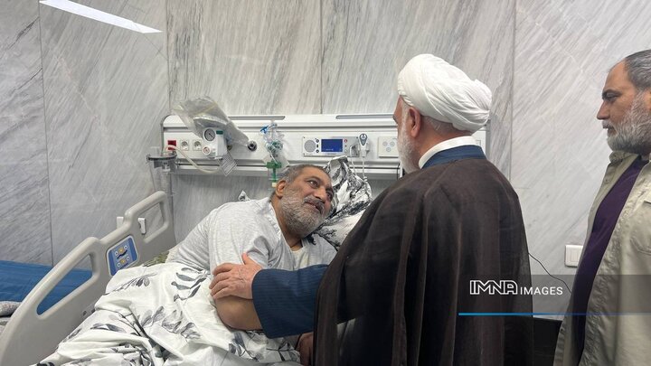 عیادت رئیس قوه قضاییه از جانبازان دفاع مقدس