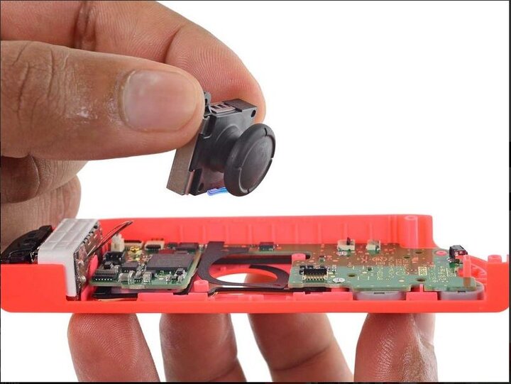 جوی‌استیک‌های بدون فناوری اثر هال