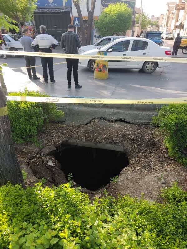 جزئیات ایجاد نشست در خیابان لاله