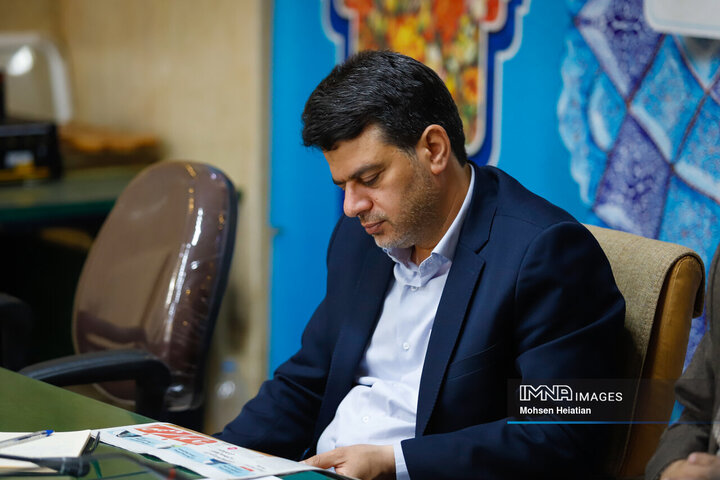 نشست هم‌اندیشی و گفت‌و‌گوی اصحاب رسانه با حامد یزدیان نماینده مردم اصفهان در مجلس