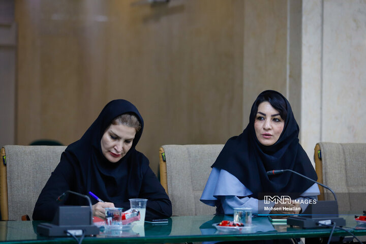 نشست هم‌اندیشی و گفت‌و‌گوی اصحاب رسانه با حامد یزدیان نماینده مردم اصفهان در مجلس