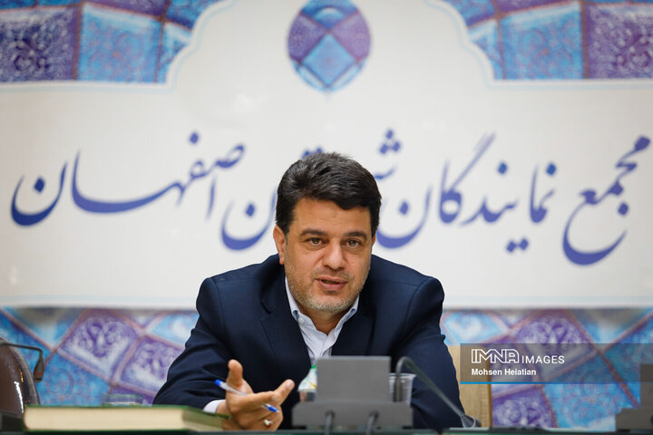 نشست هم‌اندیشی و گفت‌و‌گوی اصحاب رسانه با حامد یزدیان نماینده مردم اصفهان در مجلس