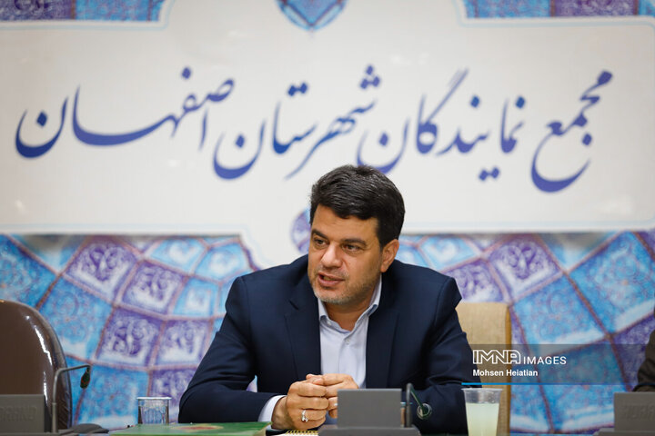 نشست هم‌اندیشی و گفت‌و‌گوی اصحاب رسانه با حامد یزدیان نماینده مردم اصفهان در مجلس