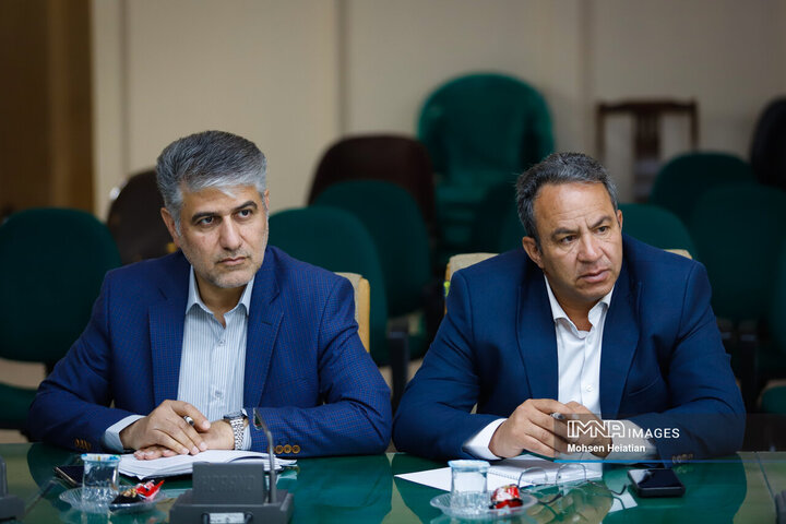 نشست هم‌اندیشی و گفت‌و‌گوی اصحاب رسانه با حامد یزدیان نماینده مردم اصفهان در مجلس