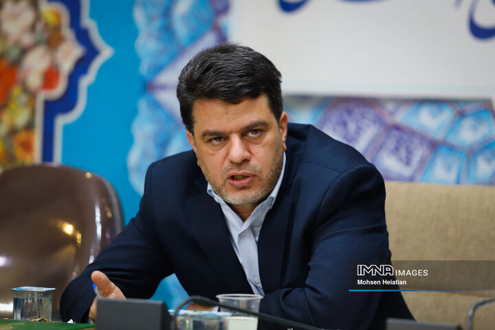 نشست هم‌اندیشی و گفت‌و‌گوی اصحاب رسانه با حامد یزدیان نماینده مردم اصفهان در مجلس