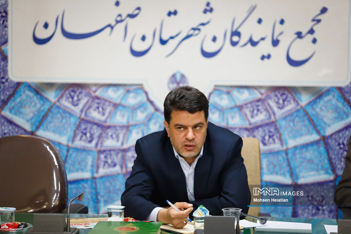 نشست هم‌اندیشی و گفت‌و‌گوی اصحاب رسانه با حامد یزدیان نماینده مردم اصفهان در مجلس