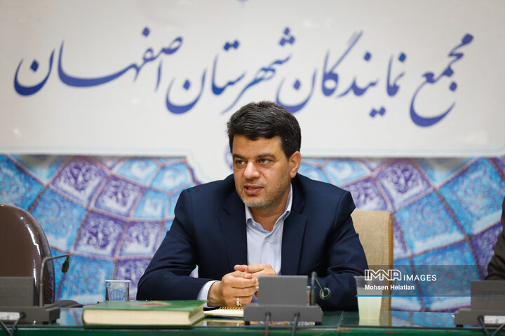 نشست هم‌اندیشی و گفت‌و‌گوی اصحاب رسانه با حامد یزدیان نماینده مردم اصفهان در مجلس