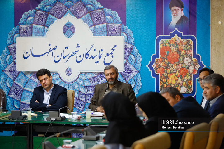 نشست هم‌اندیشی و گفت‌و‌گوی اصحاب رسانه با حامد یزدیان نماینده مردم اصفهان در مجلس