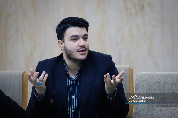 نشست هم‌اندیشی و گفت‌و‌گوی اصحاب رسانه با حامد یزدیان نماینده مردم اصفهان در مجلس