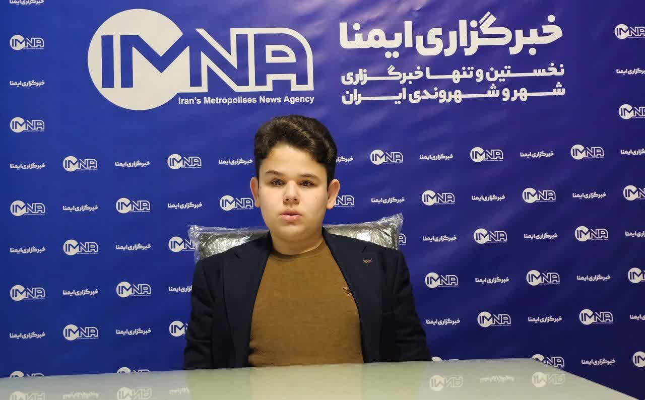 امیرهادی بایرامی: از دل اذان موذنزاده به حفظ قرآن رسیدم