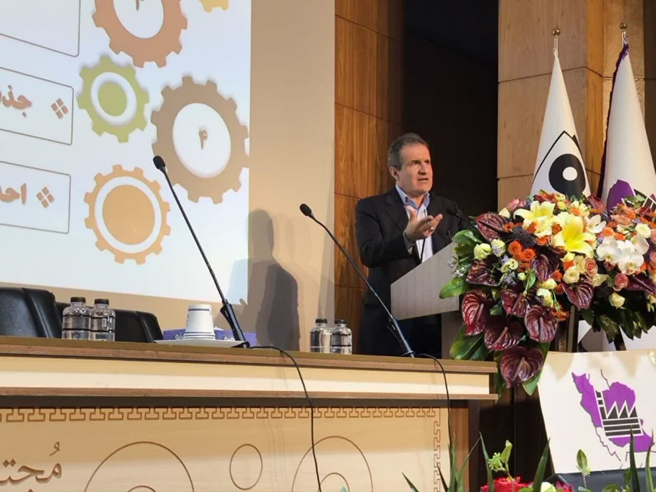 بیش از ۵۰ هزار طرح در شهرک‌ها و نواحی صنعتی کشور در حال ساخت است