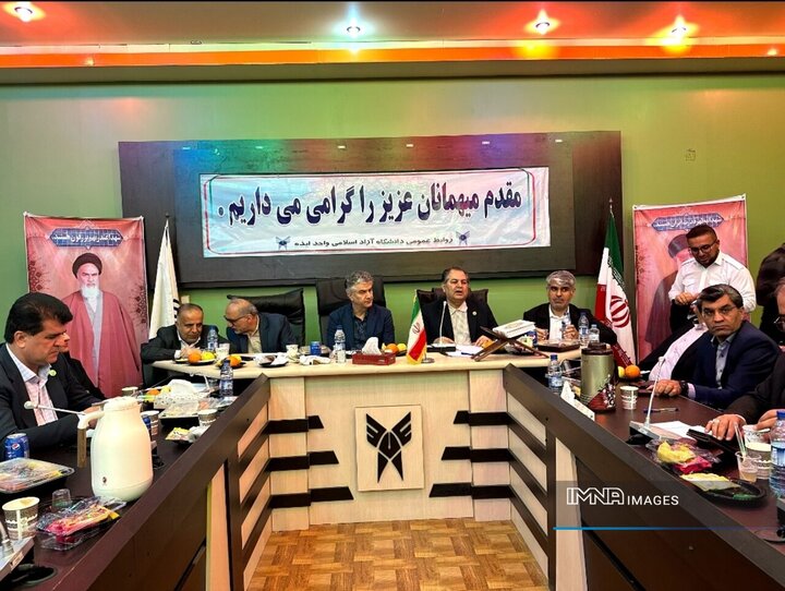 تصویب طرح احداث بیمارستان ۳۷۰ تختخوابی در ایذه/ تأمین ۶ دستگاه آمبولانس برای حوزه منگشت