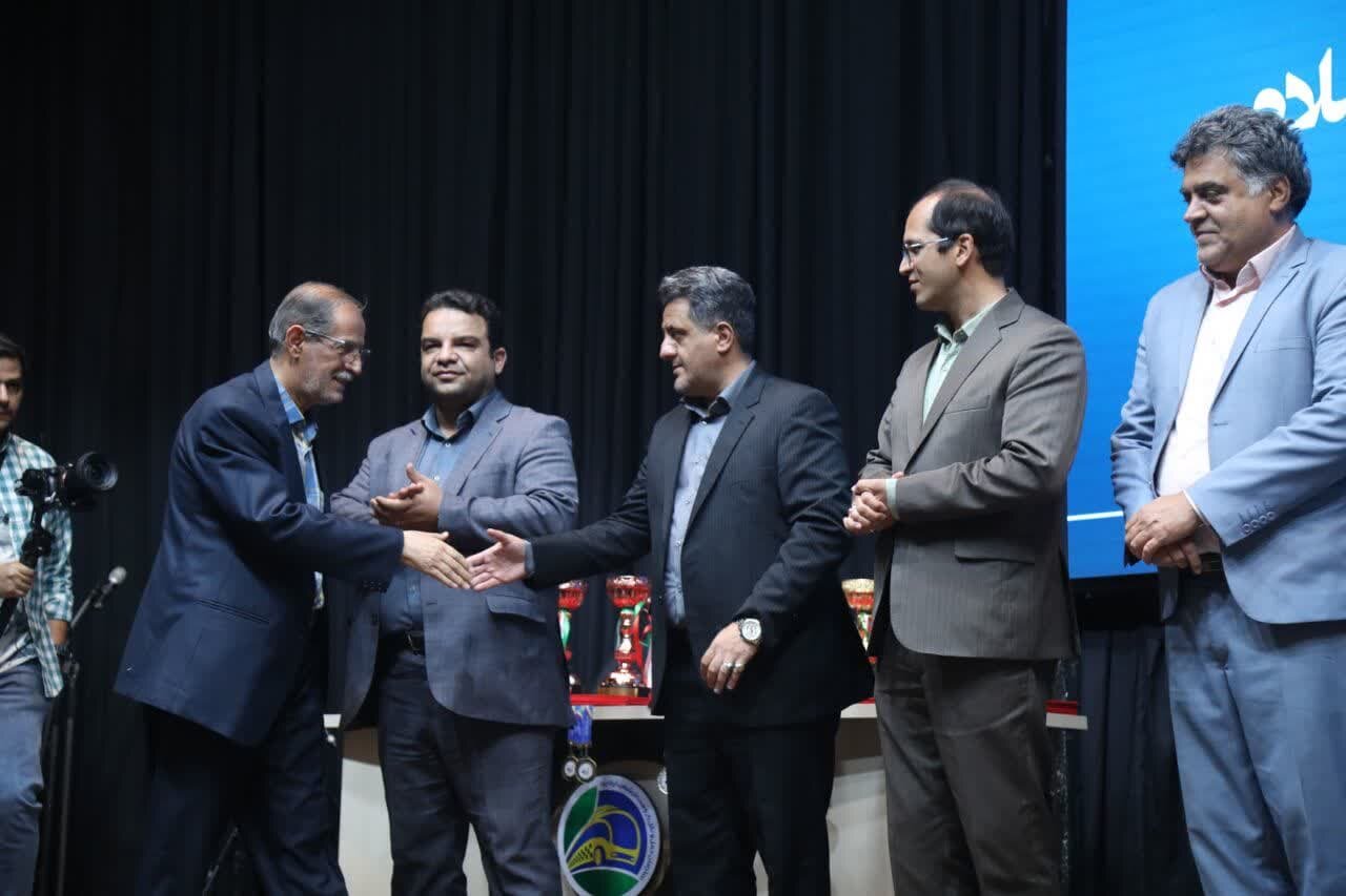 خانه پینگپنگ یزد افتتاح میشود / یزد از مسابقات کشوری تنیس روی میز میزبانی میکند