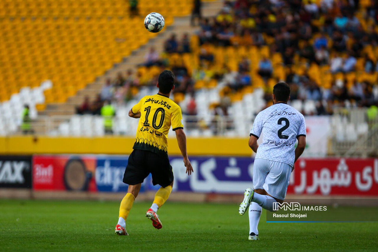 هفتههای پایانی لیگ؛ جنگ بقا و سنگهای مسیر قهرمانی