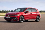 خودروی فولکس‌واگن گلف GTI مدل 2025 چه مشخصاتی دارد؟